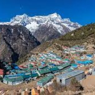 Monjo Village